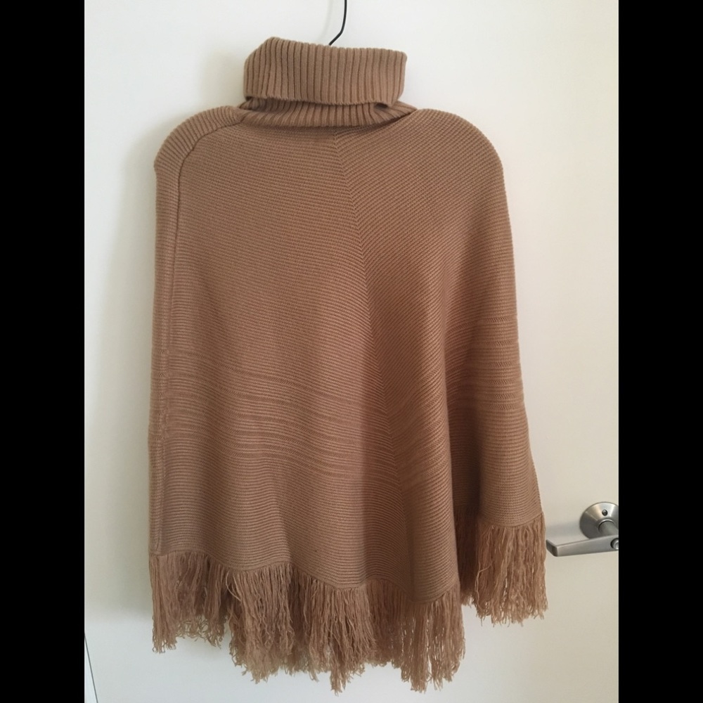 Trendy Fringe Poncho